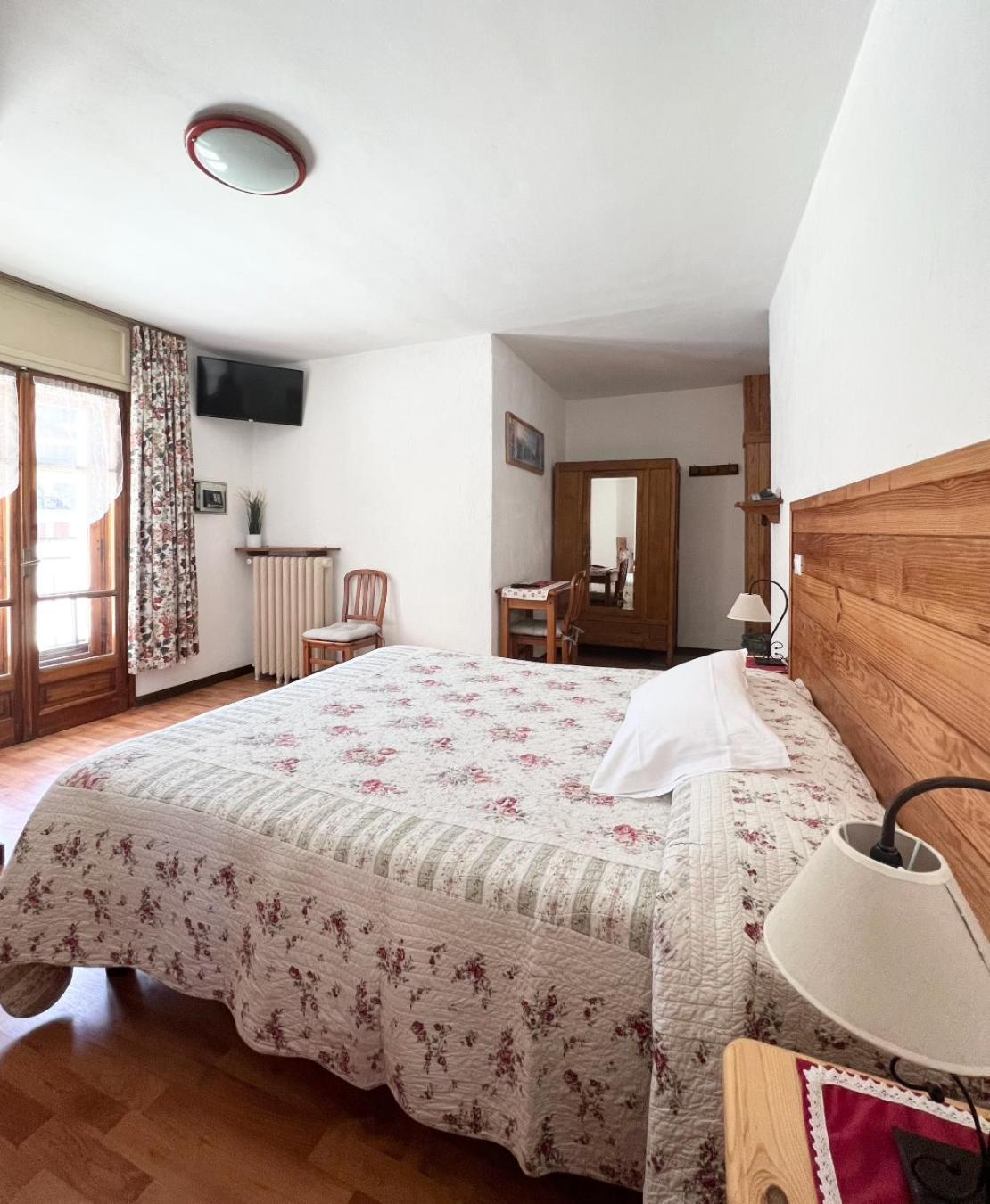 Hotel Villa Cary Oulx Kültér fotó