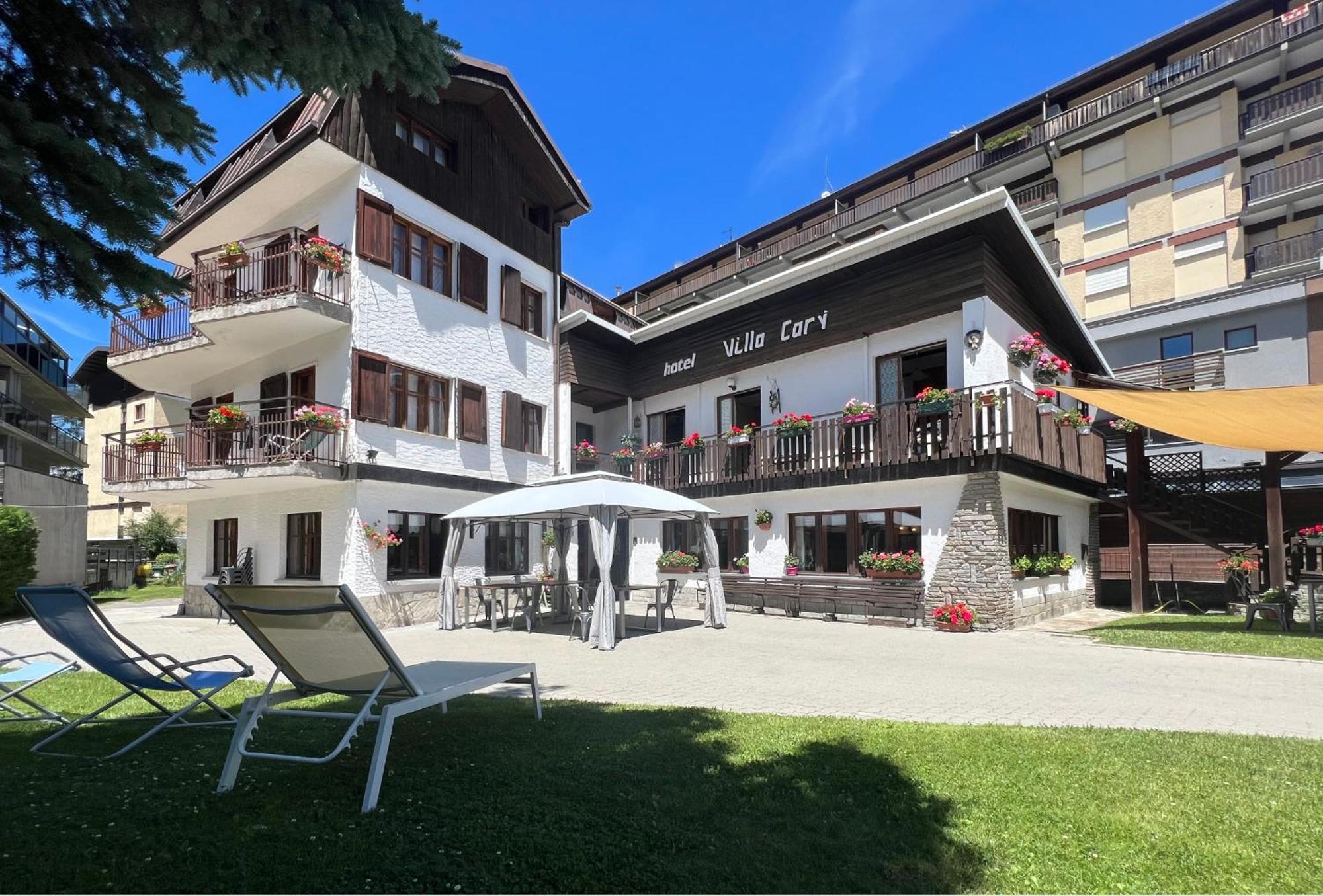 Hotel Villa Cary Oulx Kültér fotó