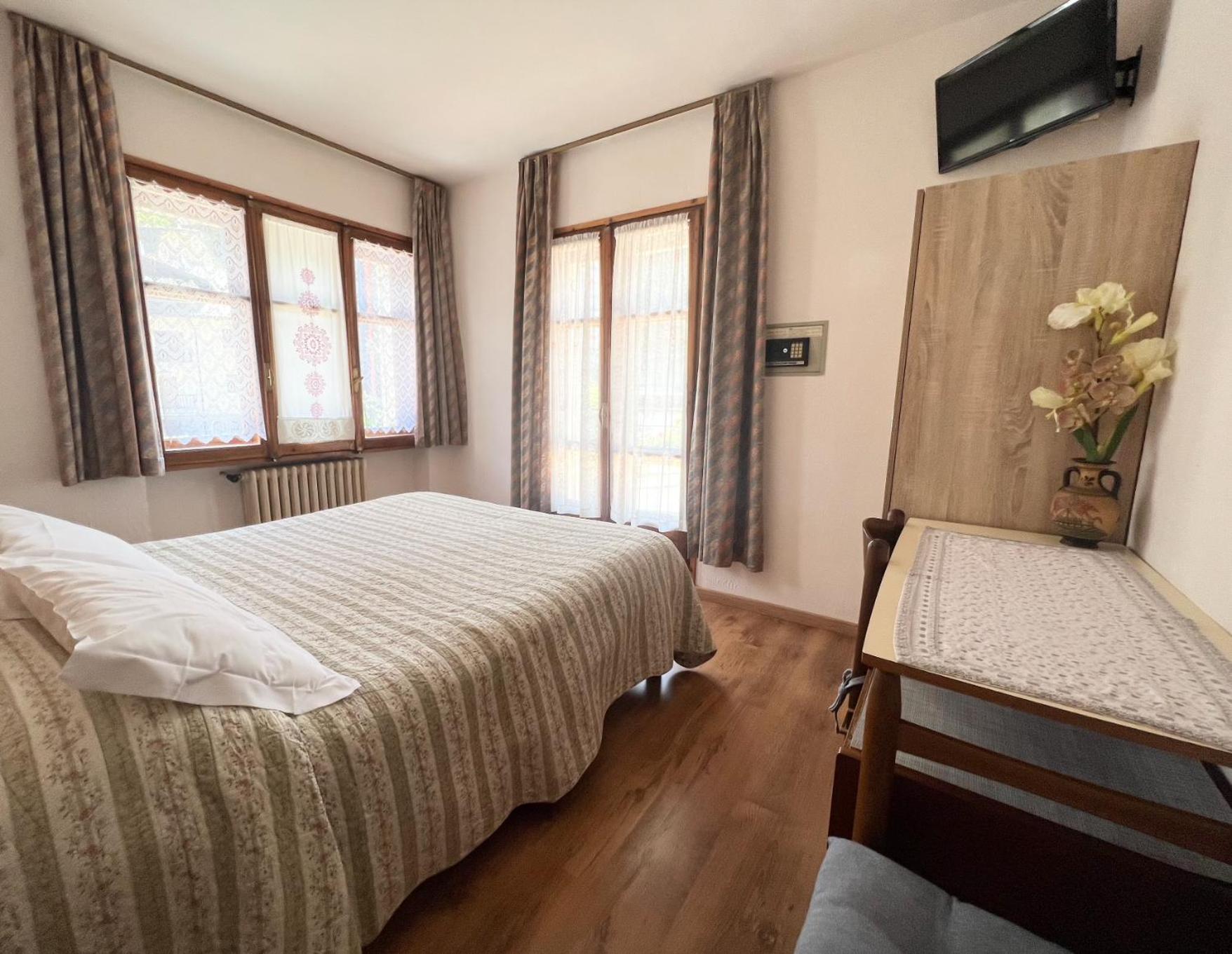 Hotel Villa Cary Oulx Kültér fotó