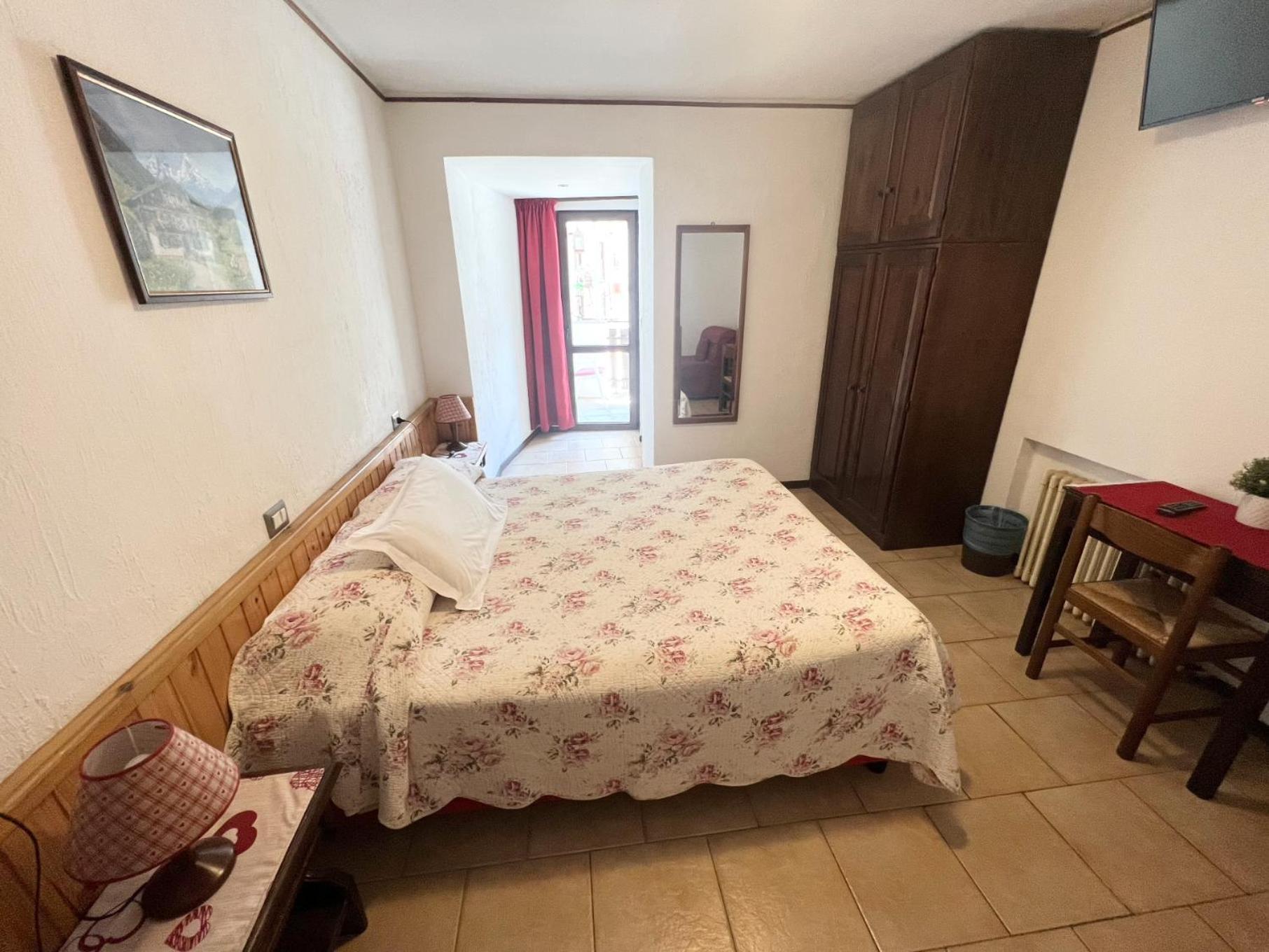 Hotel Villa Cary Oulx Kültér fotó