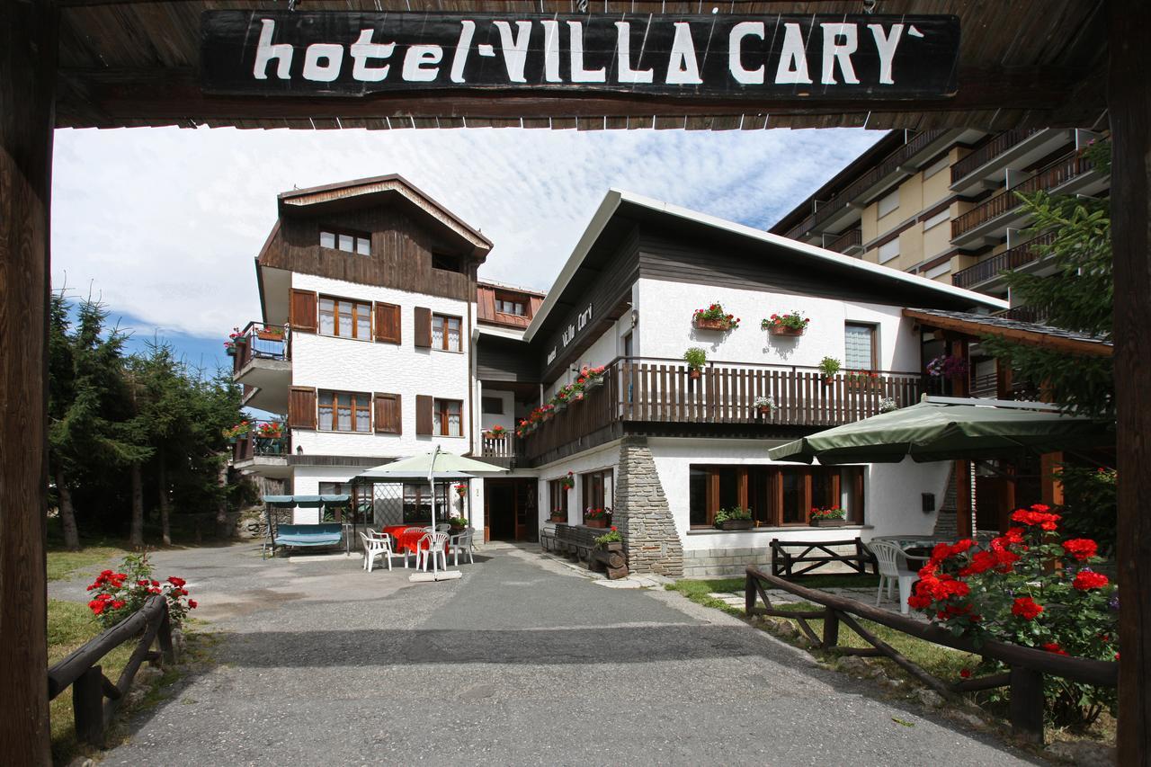 Hotel Villa Cary Oulx Kültér fotó