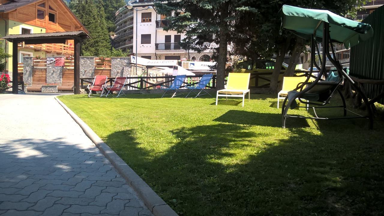 Hotel Villa Cary Oulx Kültér fotó